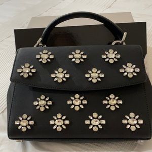 Purse that can be used anytime dressy and sassy